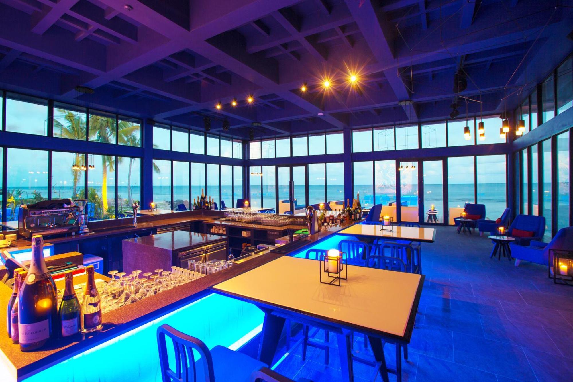 Kandima Maldives Kudahuvadhoo 외부 사진 The interior of the restaurant