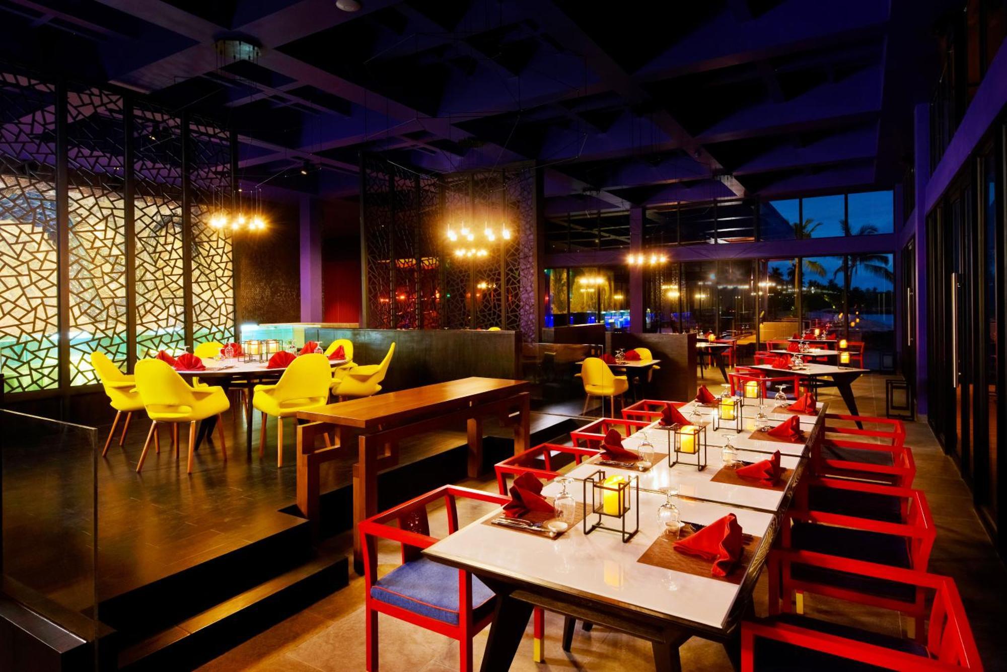 Kandima Maldives Kudahuvadhoo 외부 사진 The interior of the restaurant