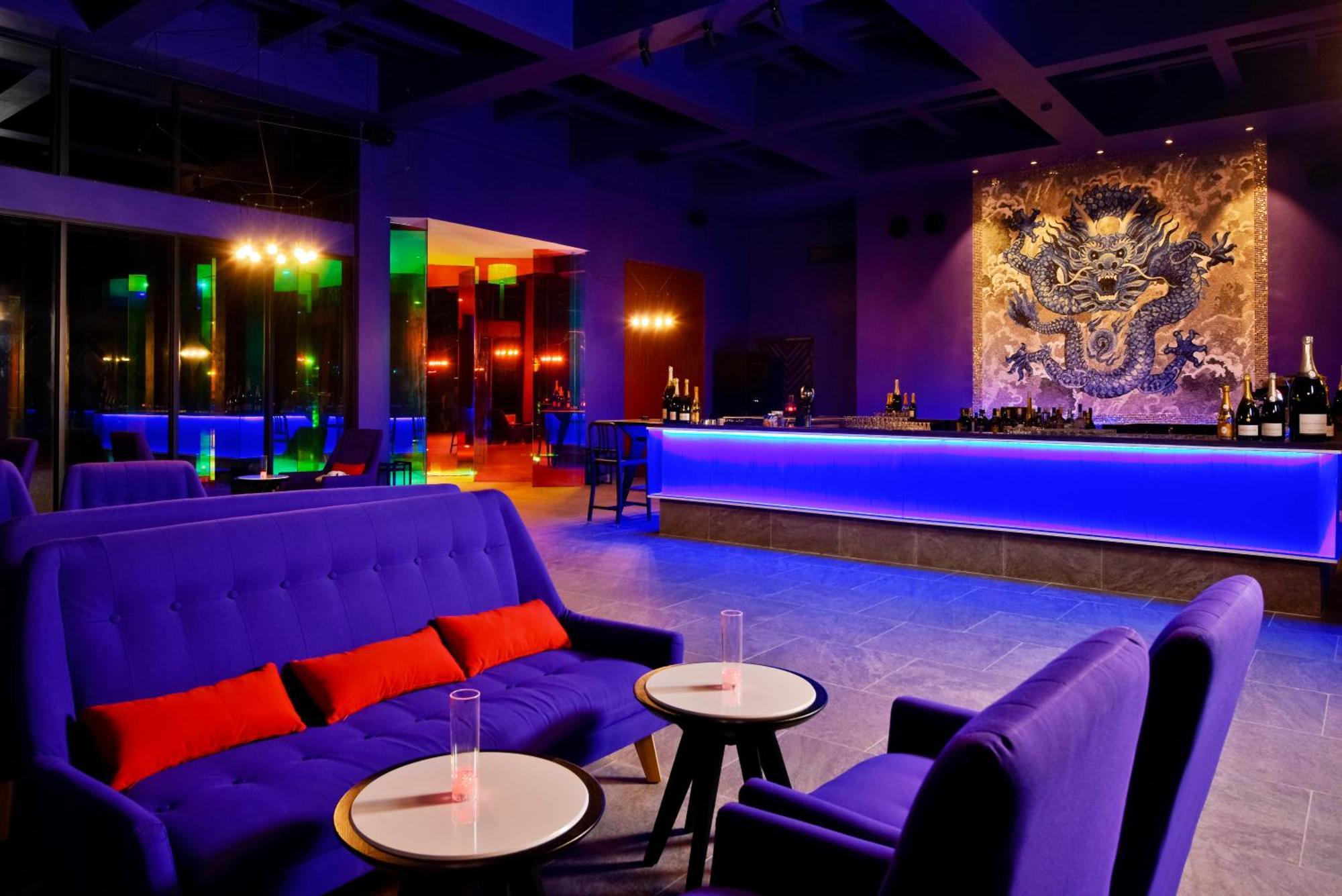 Kandima Maldives Kudahuvadhoo 외부 사진 The bar at the 101 Skybar