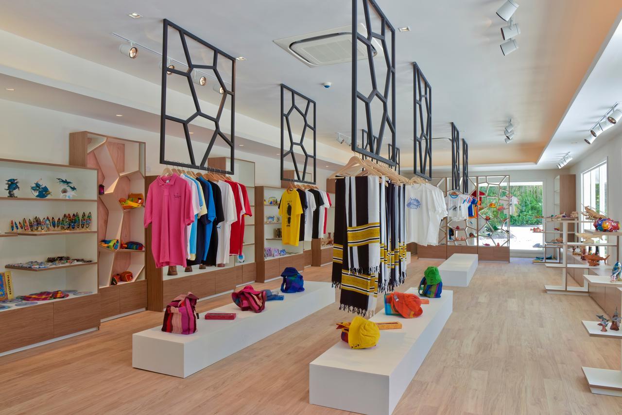 Kandima Maldives Kudahuvadhoo 외부 사진 The interior of a clothing store